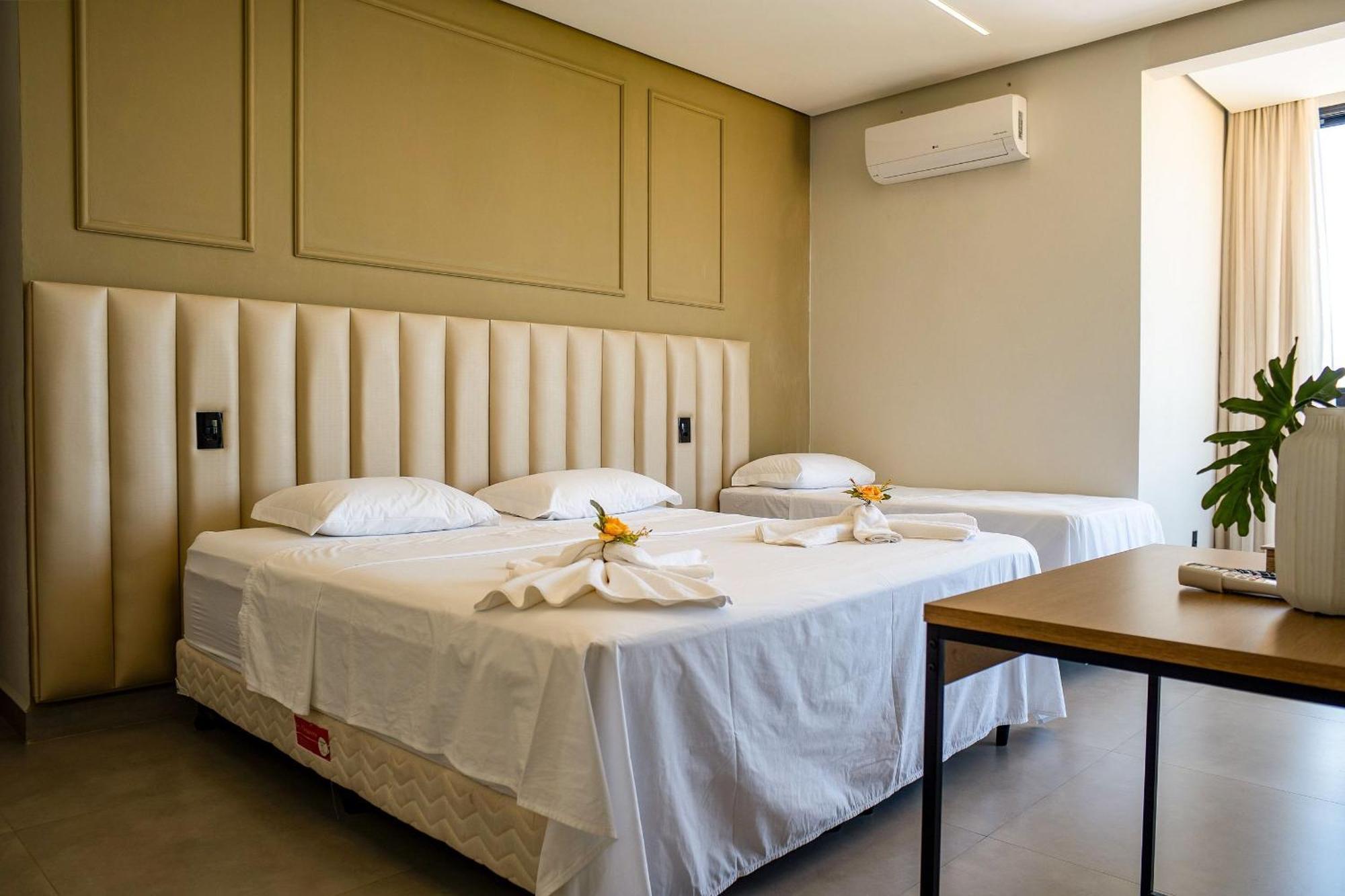 Pousada Com Piscina, Jacuzzi E Com Vista Em Capitolio - Casa Decore Екстер'єр фото
